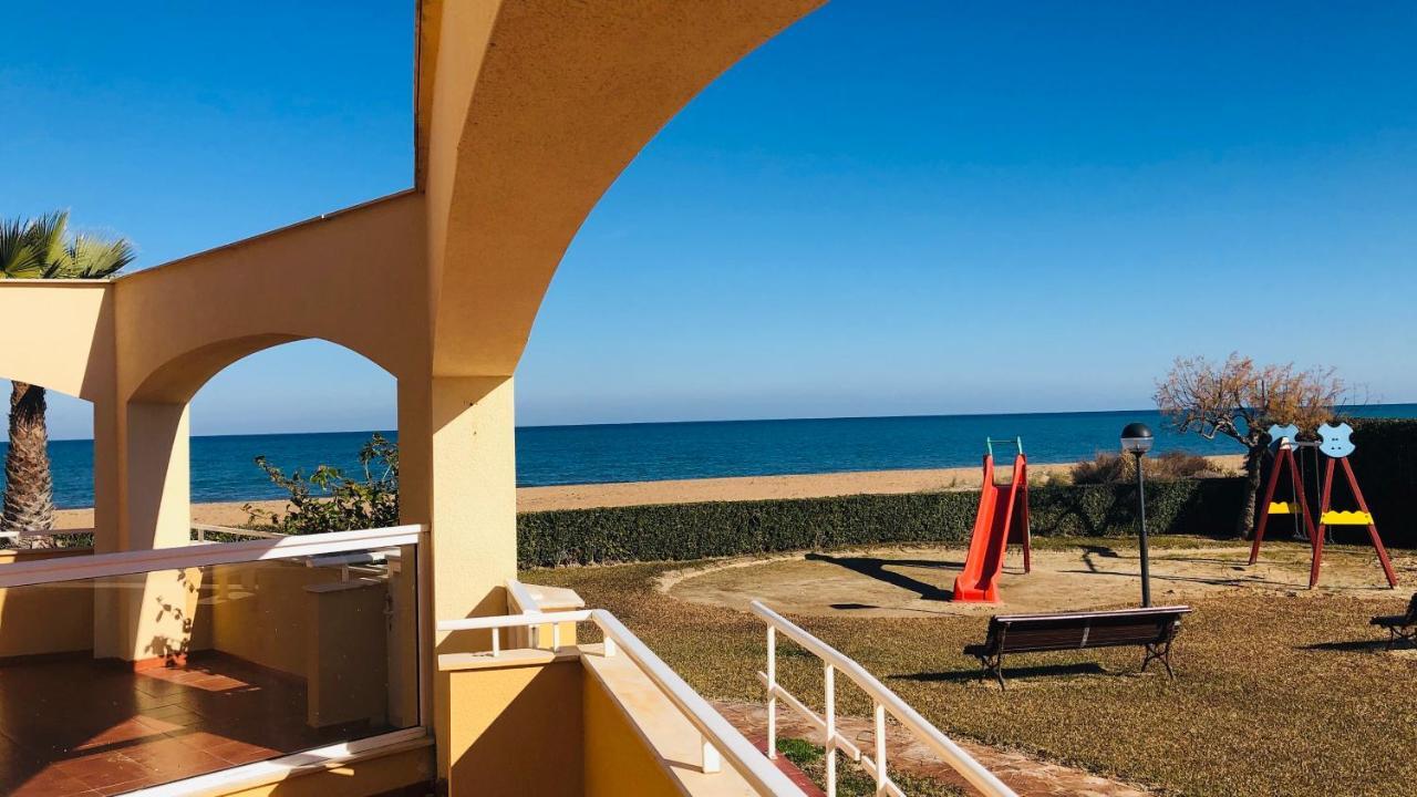 Apartamento Denia. Bajo En Primera Linea Exterior photo
